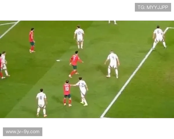 定格足球超新星全力飞扑瞬间展现青春热血与守护力量的震撼画面